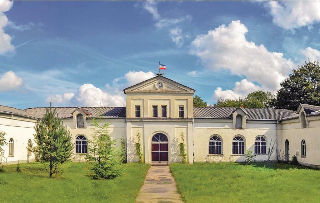 Schloss Tressow Bobitz ภายนอก รูปภาพ